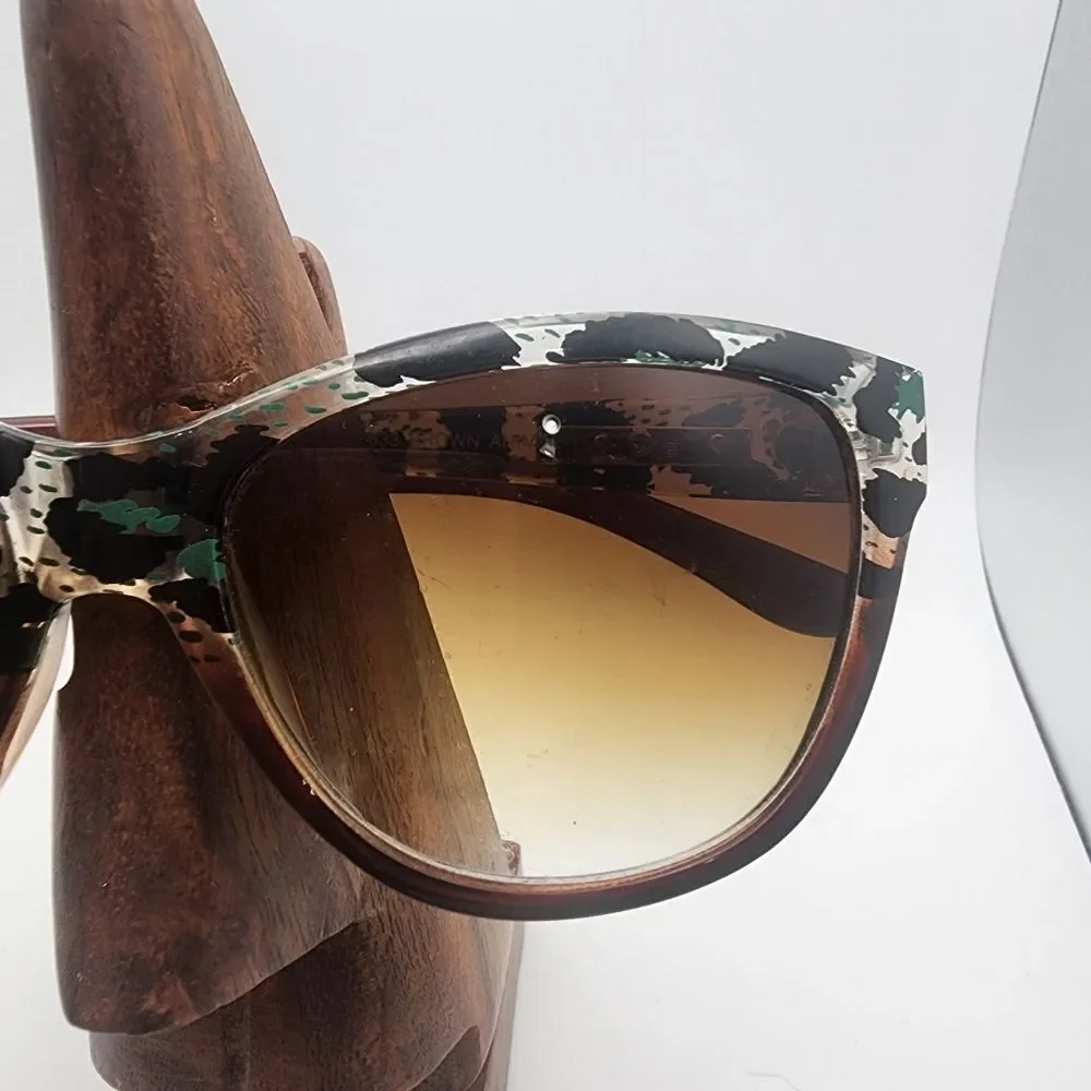 Steve Madden Brown & Animal Print Sunglasses